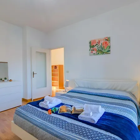 Dolce Orizzonte: 2 Balconies, 50 Meters From The Maggiore - Happy *